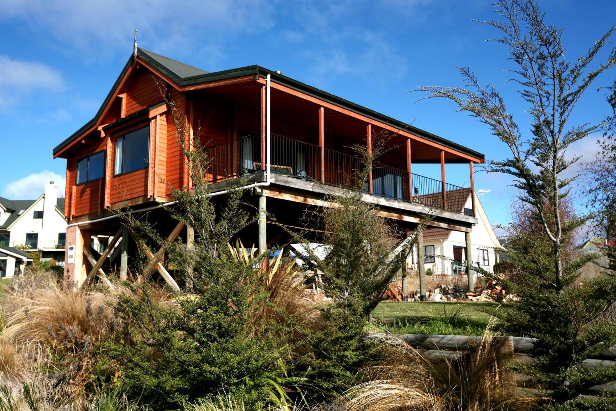 Monterey * Lake Tekapo